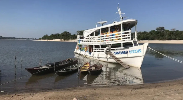 Gorgeous Converted Fishing Vessel in Alter do Chao, Prenota Casa vacanze Cottage a Pará, Cottage
