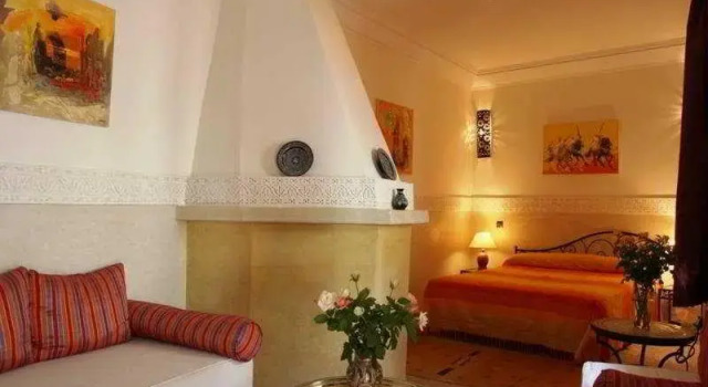 Полулюкс Standard Riad petit Karmela