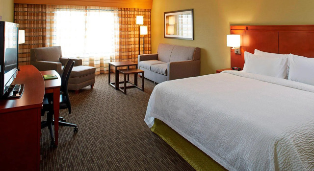 Номер Courtyard by Marriott Ithaca Airport/University