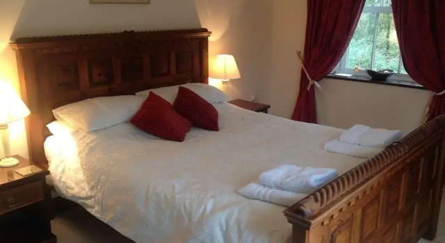 The Bickford Arms, Book Hotel Holsworthy Devon