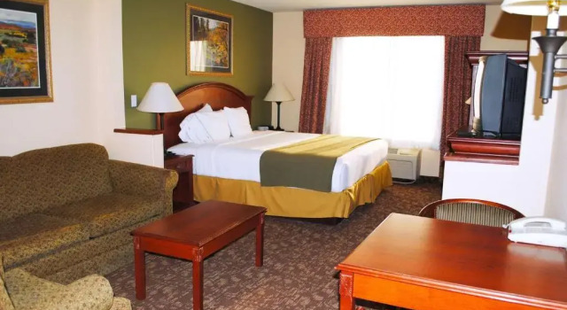Люкс Magnuson Hotel Commerce