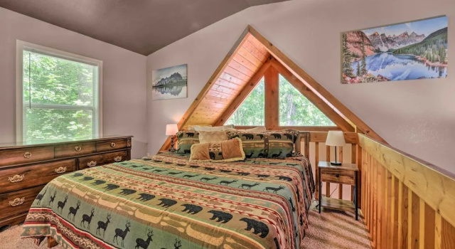 Апартаменты Private Hot Tub, Yard: Pet-friendly Whittier Cabin