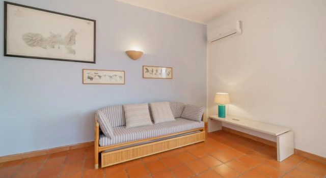 Baia Blu 1 in a small complex of colourful houses that directly overlooks the beach of Forno.-BAIA BLU N°1, Book Hotel Portoferraio Elba