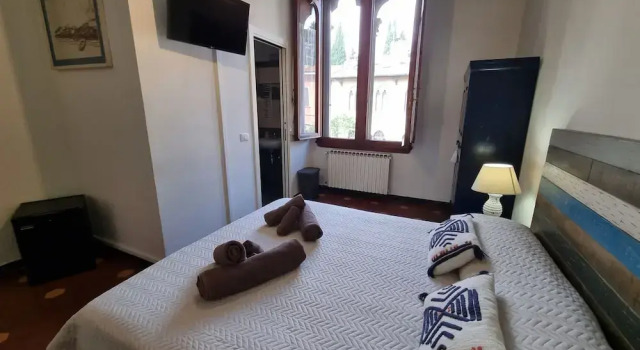 Двухместный номер Standard с видом на внутренний двор B&B Firenze 400