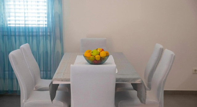 Apartment Fragola, Забронировать Апартаменты/квартира Апартаменты Макарска, рядом с Набережная Рива (Макарска), Апартаменты/квартира