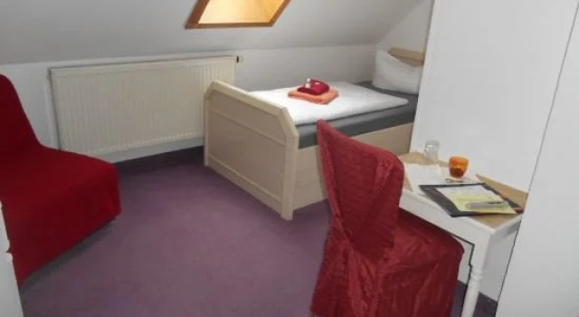 Hotel Kastanienhof, Забронировать Отель Отели Тюрингии с парковкой, Парковка