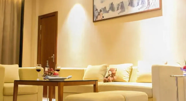 Darius International Hotel (Panlong Cave), Boek Hotel Hotels in Guangdong met parkeren, Parkeren