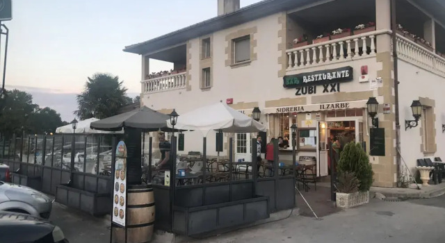 Hostal Zubi XXI, Prenota Hotel Puente la Reina Navarra