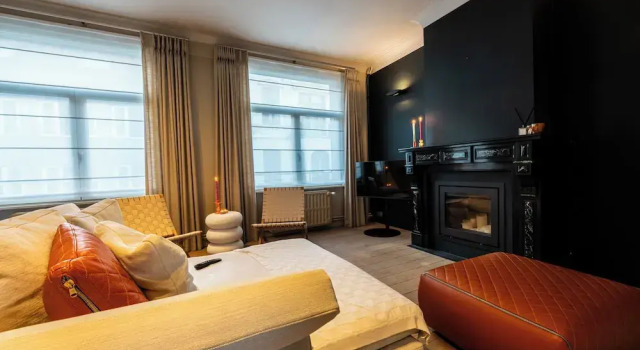 Люкс Deluxe Villa Euphrosina boutique verblijf met verwarmd zwembad, sauna, vlakbij het strand van Oostende