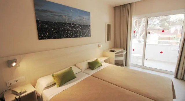 Двухместный номер Standard Hotel Xaloc Playa