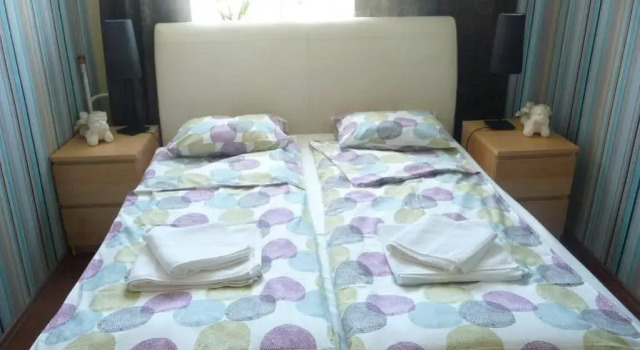 Sopocki Apartament, Varaa Huoneisto Hotellit Pommeri pysäköinnillä, Pysäköinti