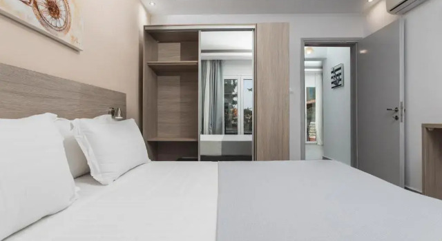 Четырёхместный номер Economy NewStory Suites Possidi