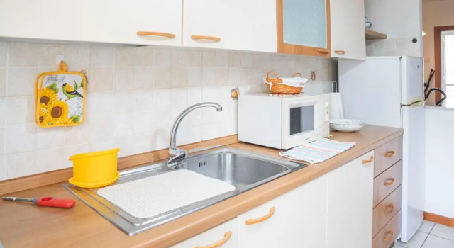 064 - Casa a CASARZA 10 minuti dal MARE e SPIAGGIA, Забронировать Отель Отели Итальянской Ривьеры с парковкой, Парковка
