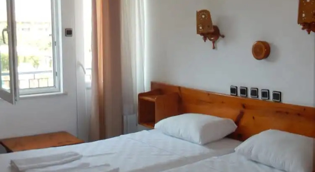 Трёхместный номер Standard с балконом Hotel Truva - Boutique Class