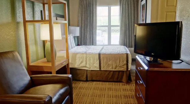 Студия Extended Stay America - Phoenix - Chandler - E. Chandler Blvd.
