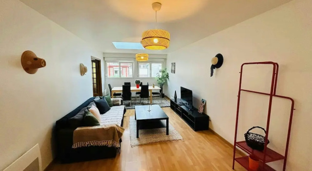 L Appart aux Chapeaux Erlon, Rezerwuj Apartament Reims Champagne