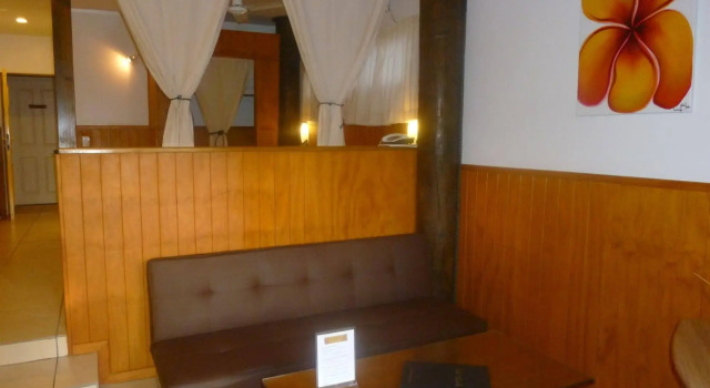 Castaway Resort, Book Resort Hotels in Arorangi with Breakfast, Breakfasts