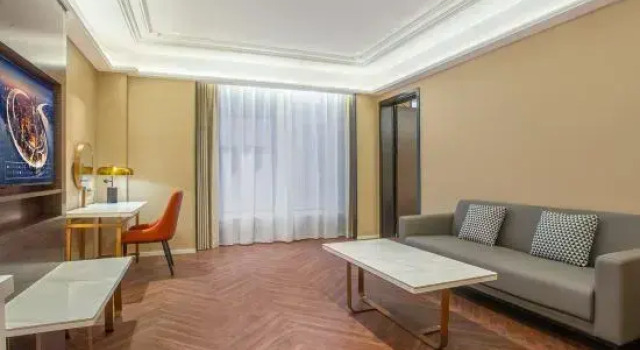 Люкс Deluxe Jinjiang Capital Hotel (Kashgar Shenka Avenue Administrative Approval Bureau Branch)