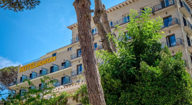 Hotel Montjoi