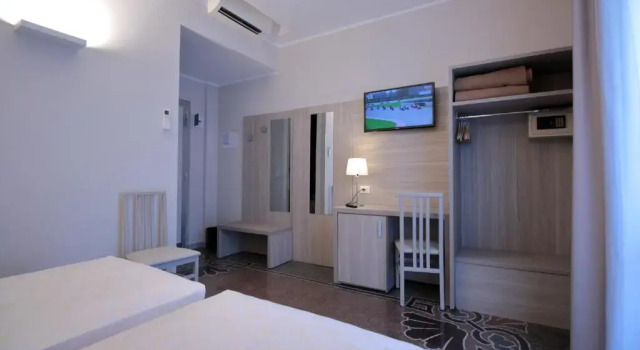 Двухместный номер Standard с балконом Hotel Vittoria