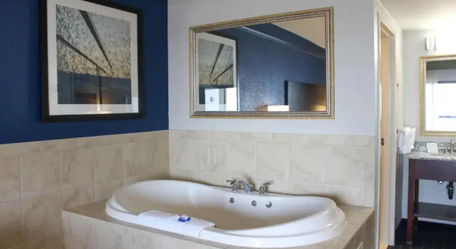 Номер Standard с видом на залив Best Western Kent Narrows Inn