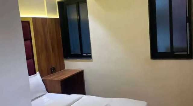 Двухместный номер Deluxe Hotel Sai Palace- Near Tata Memorial Hospital