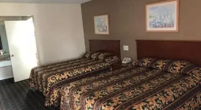 San Jacinto Inn, Забронировать Отель Отели Сан-Хасинто с бассейном, Бассейн