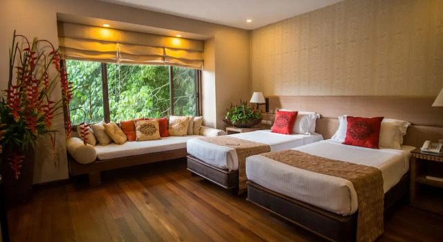 Номер Standard с балконом Pearl Farm Beach Resort