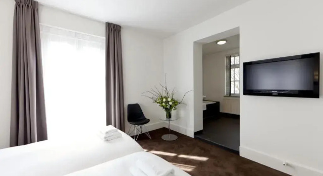 Полулюкс College Hotel Alkmaar