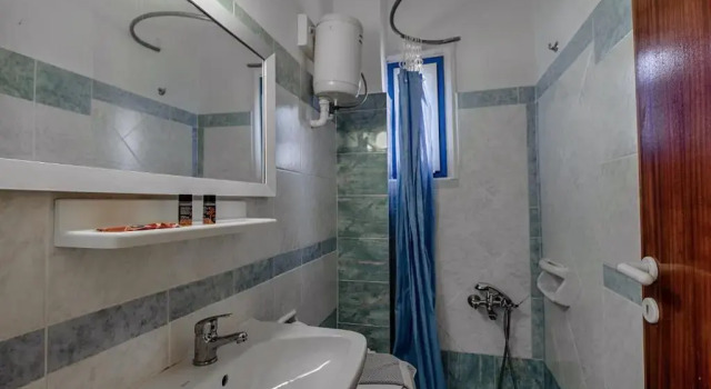 Трёхместный номер Economy Lucia Hotel