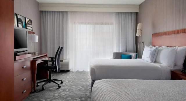 Четырёхместный номер Standard Sonesta Select Whippany Hanover