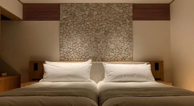 Kohanyu, Prenota Hotel Kami 