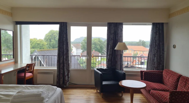 Двухместный номер Standard с балконом SKAP Hostel Mandal