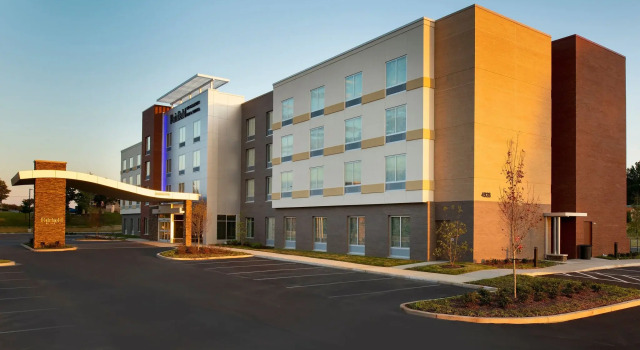 Fairfield Inn & Suites by Marriott Memphis Arlington, Boek Hotel Hotels in Tennessee met ontbijt, Ontbijt