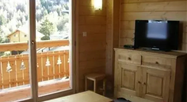 House Hameau des cimes 6, Prenota Hotel Hotel a Alvernia con parcheggio, Parcheggio