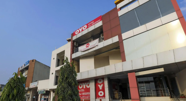 Taj Highway Hotel by OYO Rooms