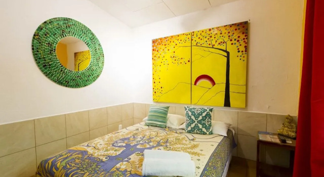 Hotel Buddha House, Забронировать Отель Хако Пунтаренас, рядом с Пляж Хако
