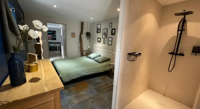 Апартаменты Appartement cosy au coeur du Beaujolais