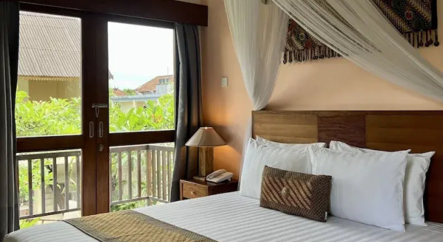 Двухместный номер Deluxe с видом на бассейн Villa Puriartha Ubud