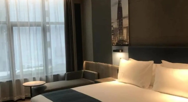 Люкс Deluxe Naive S Hotel