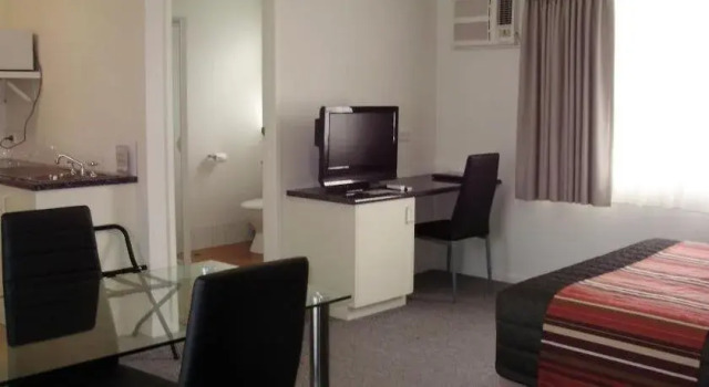 Redwood Manor Motel Apartments, Забронировать Апартаменты/квартира Отели в центре Уоррнамбул, в центре