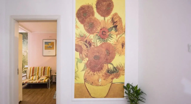 Xiamen Van Gogh's Sky Art Gallery Inn, Book Hotel Xiamen Fujian