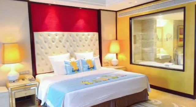 Номер Standard с балконом и с красивым видом из окна Nanning Landmark Hotel