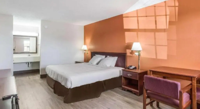 Номер Standard Happy Stay Inn Madisonville I-69 By OYO