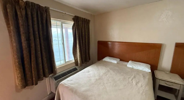 Четырёхместный номер Standard Gables Motel Near Fresno Yosemite