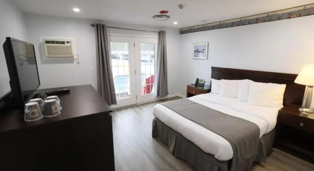Номер Standard с красивым видом из окна Algonquin Lakeside Inn
