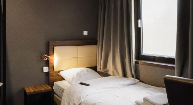 Одноместный номер Standard Amsterdam Lake Hotel