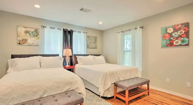 'the Gathering Place' Brenham Home on 6 Acres, Rezerwuj Dom wakacyjny Brenham Teksas