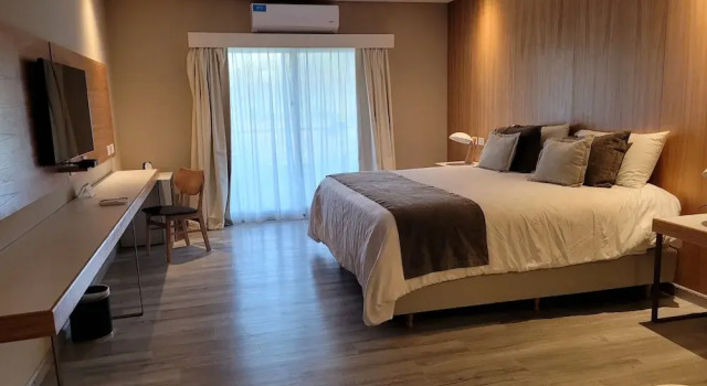 Двухместный номер Executive с балконом HOTEL TERMAS VICTORIA Wellness Spa