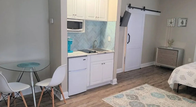 Апартаменты My Vitamin Sea Quaint Studio Myrtle Beach SC